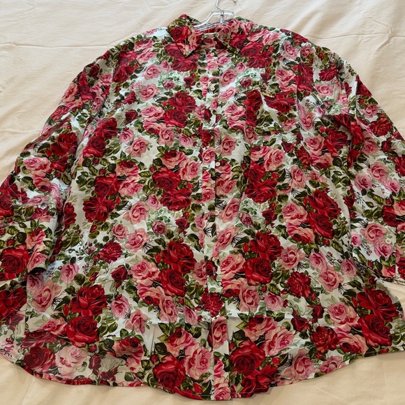 Selkie Roses are red silk slumber party set - Picture 2 of 15